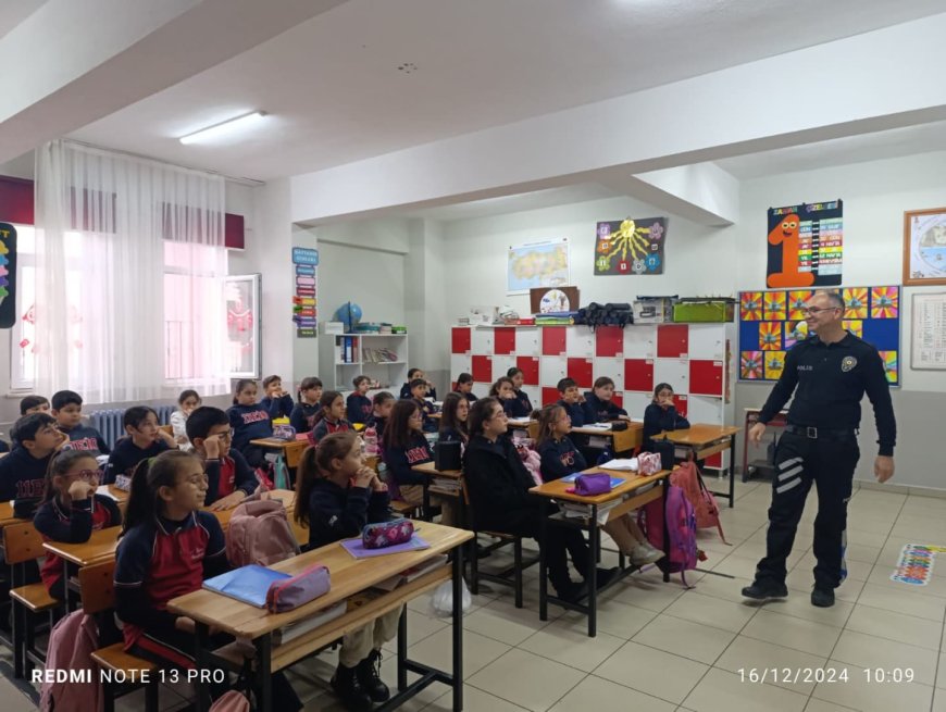 Gemlik İlçe Emniyet Müdürlüğü’nden Öğrencilere Bilgilendirme Semineri