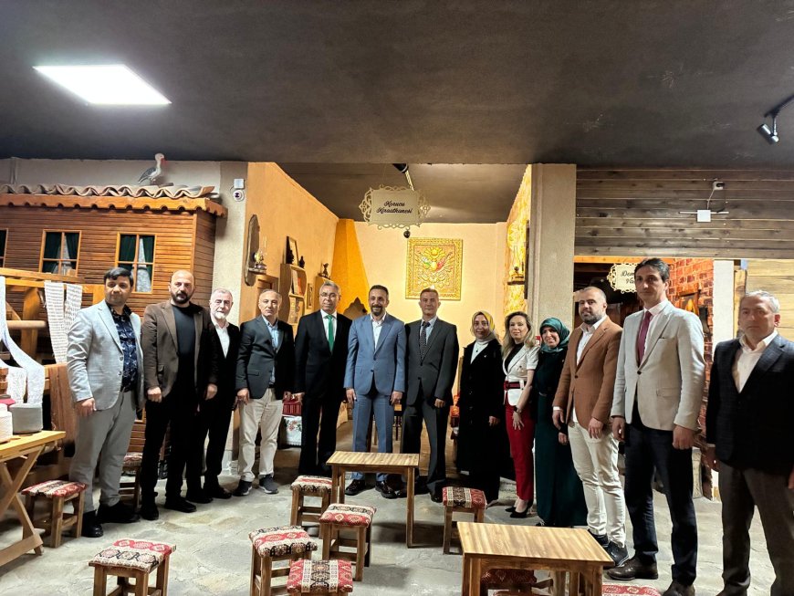 AK Parti'den Ahilik Müzesi Ziyareti