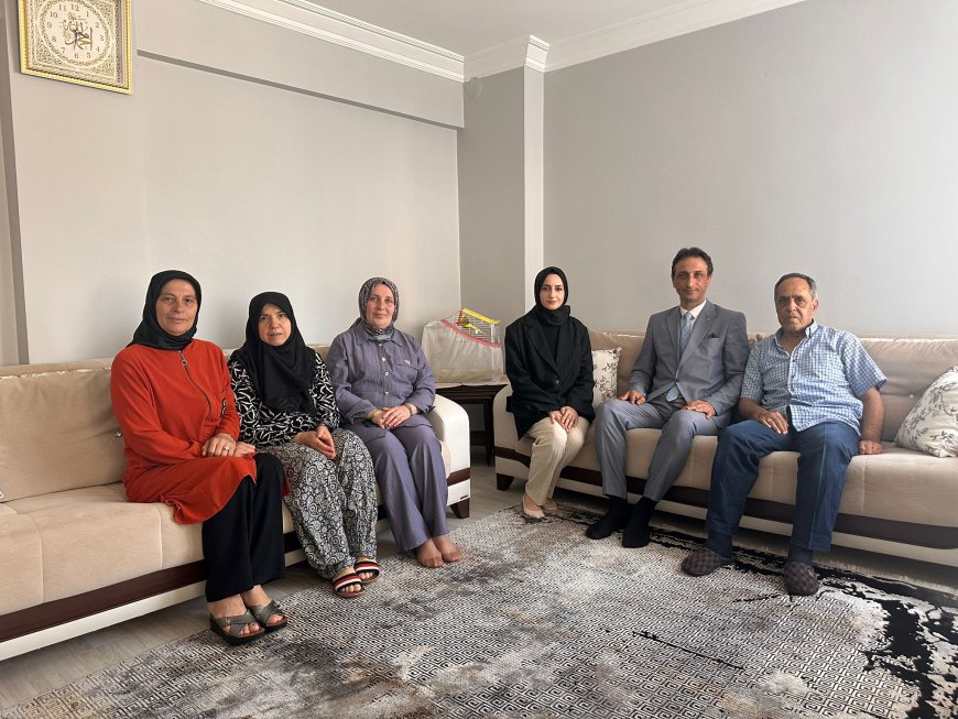 AK Parti Gemlik İlçe Teşkilatı’ndan Şehit Ailelerine Anlamlı Ziyaret