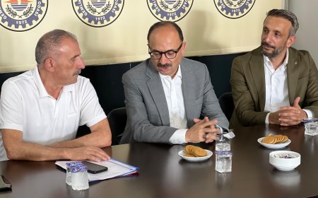 AK Parti Bursa Milletvekili Osman Mesten Gemlik’te Esnaf ve STK Ziyaretlerinde Bulundu