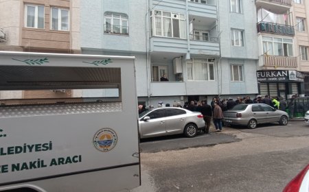 GEMLİK’TE KORKUNÇ OLAY: 65 YAŞINDAKİ KADIN EVİNDE ÖLÜ BULUNDU