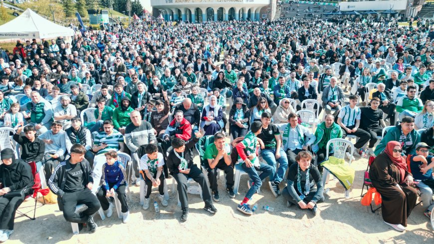 BURSA’DA DEV EKRANDA BURSASPOR COŞKUSU