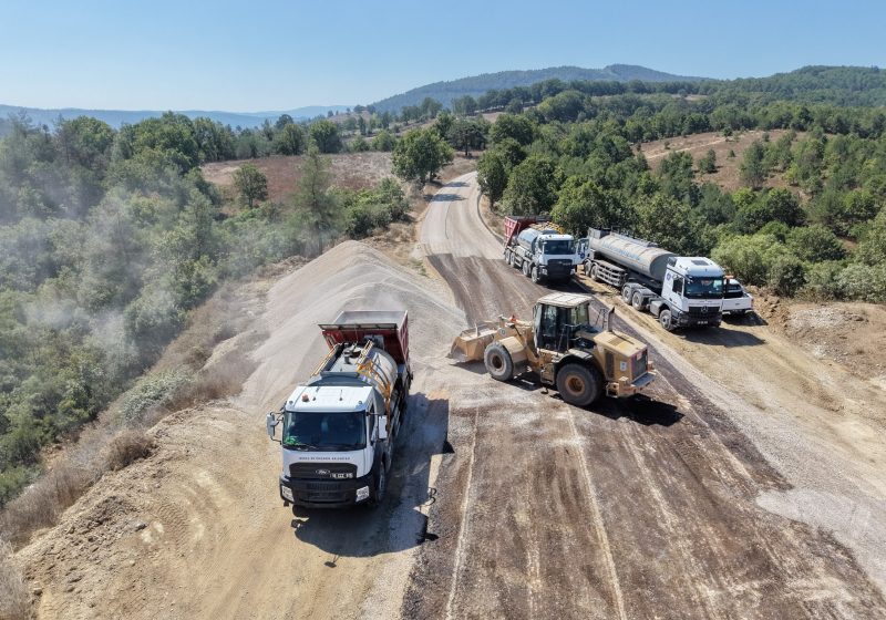Bursa’nın 4 ilçesinde 32,5 kilometrelik yol yenileniyor