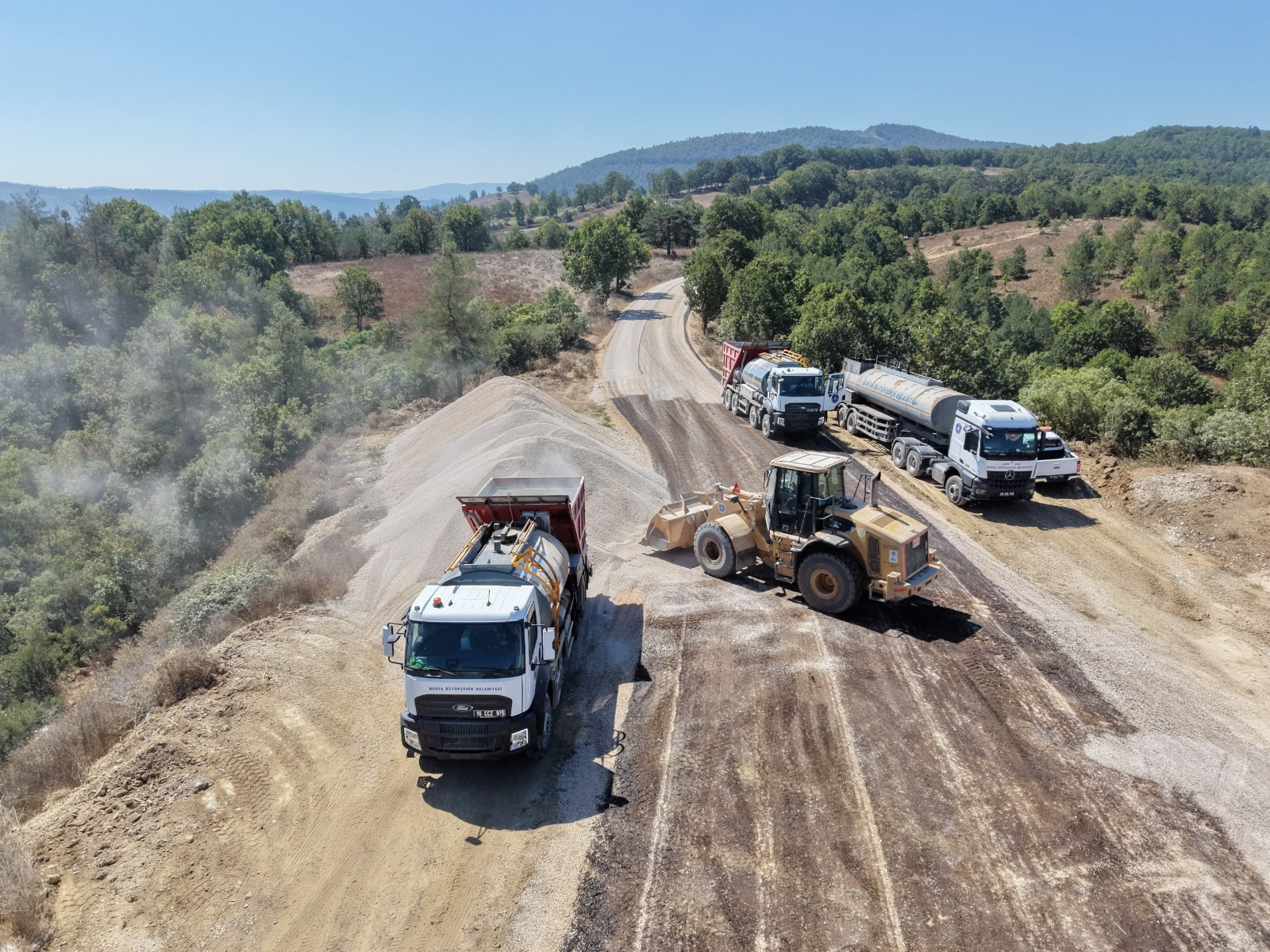 Bursa’nın 4 ilçesinde 32,5 kilometrelik yol yenileniyor