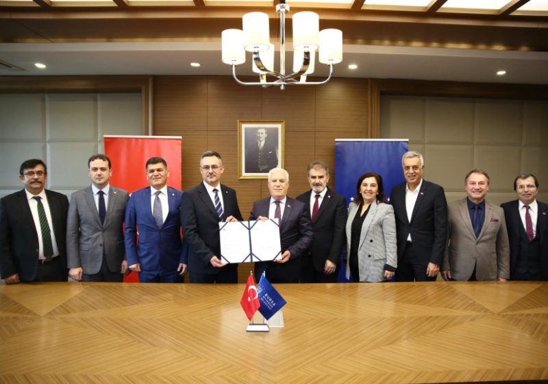 Daha güçlü Bursa’ için Büyükşehir ve üniversite iş birliği