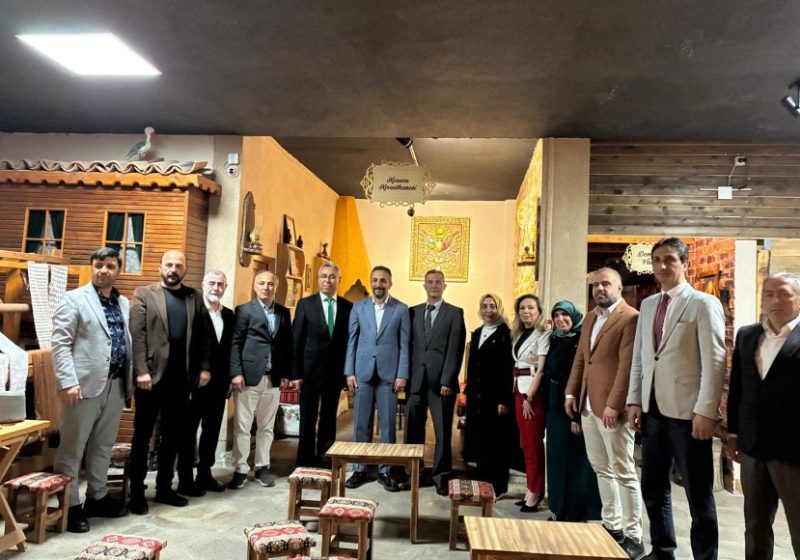 AK Parti’den Ahilik Müzesi Ziyareti
