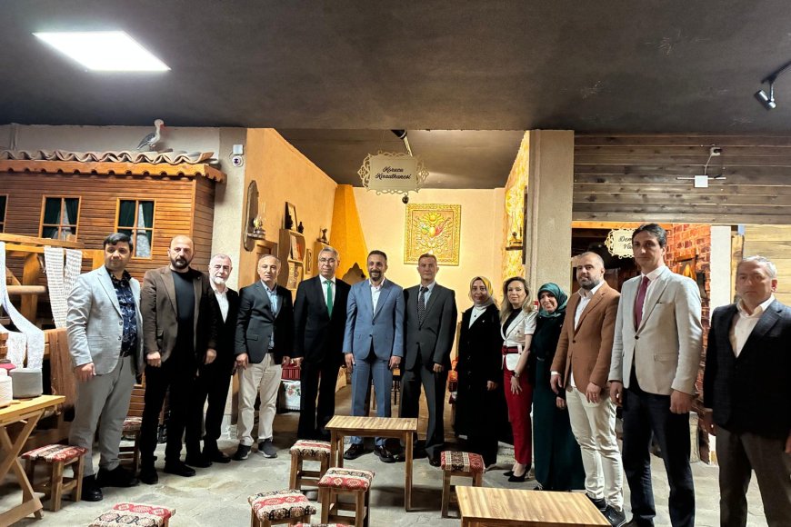 AK Parti’den Ahilik Müzesi Ziyareti