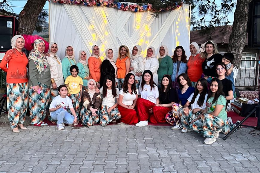 Gemlik Muratoba’da Hıdırellez ve Şalvar Şenliği Coşkusu