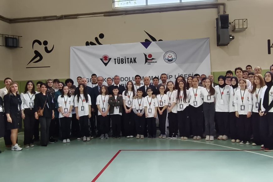 Gemlik’te Bilim Rüzgarı: Gençler Projeleriyle Geleceğe Işık Tutuyor