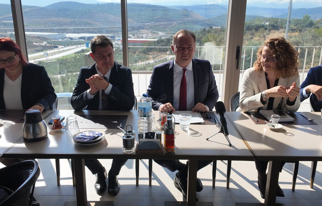 Bursa Barosu Başkan Adayı Yener Poroy, Gemlikli Avukatlarla Buluştu